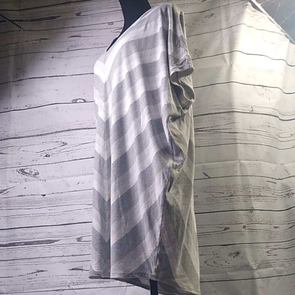 Bella Luxx Gray-On-Gray Stripe Oversized Stretch Dress szL #486 - Picture 3 of 9